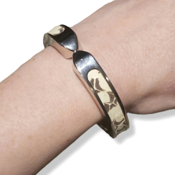 𝅺Stella & Dot Emerson Snake Inlay Bangle Bracelet - Picture 1 of 12